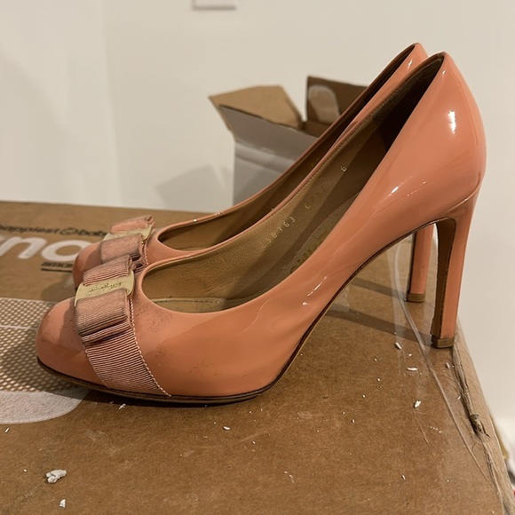Salvatore Ferragamo Pumps Size 6 and 6.5; Selling as a Set USED NO SHOE BOX - Picture 2 of 6